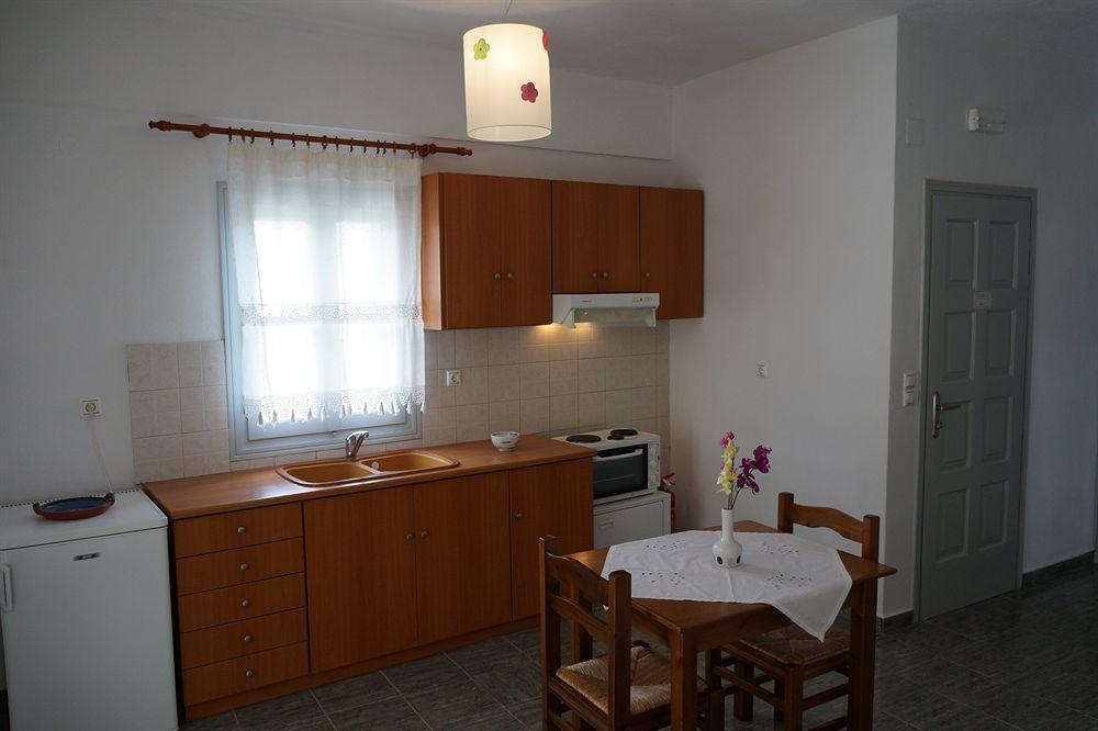 Klados Studios & Apartments Cherronisos  Экстерьер фото